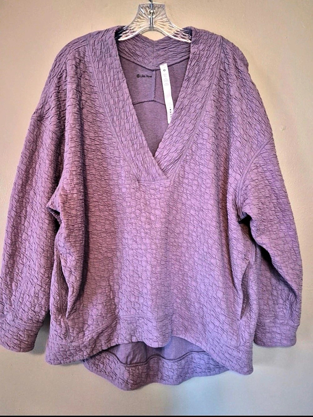 Lululemon Rippled V-Neck Pullover Purple Size 10